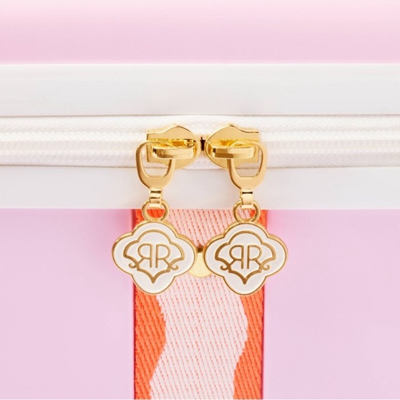 Roller Rabbit x Target - Trunk Vanity Case Soft Pink - Picture 4 of 5